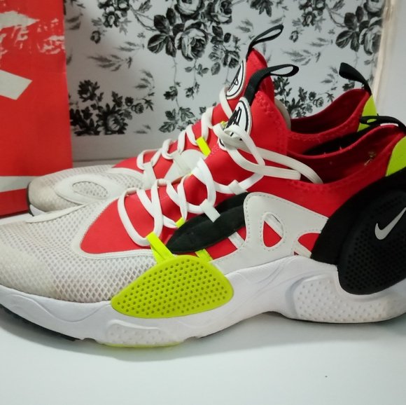 Men's Shoes - Picture 2 of 3